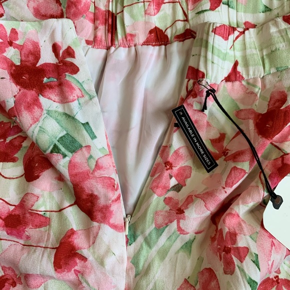 Floral shorts from Leith. NWT - Picture 6 of 6